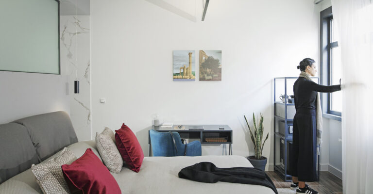JUNIOR SUITES